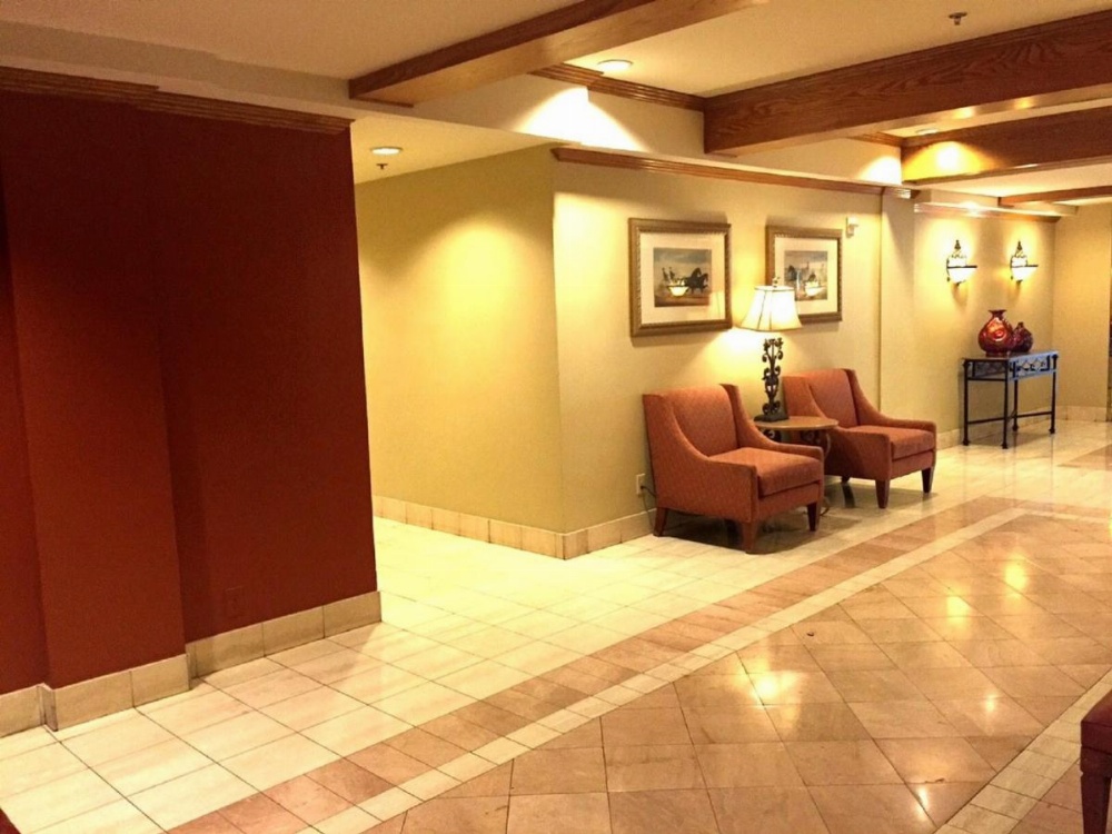 Jockey Resort Suites Center Strip Image 23