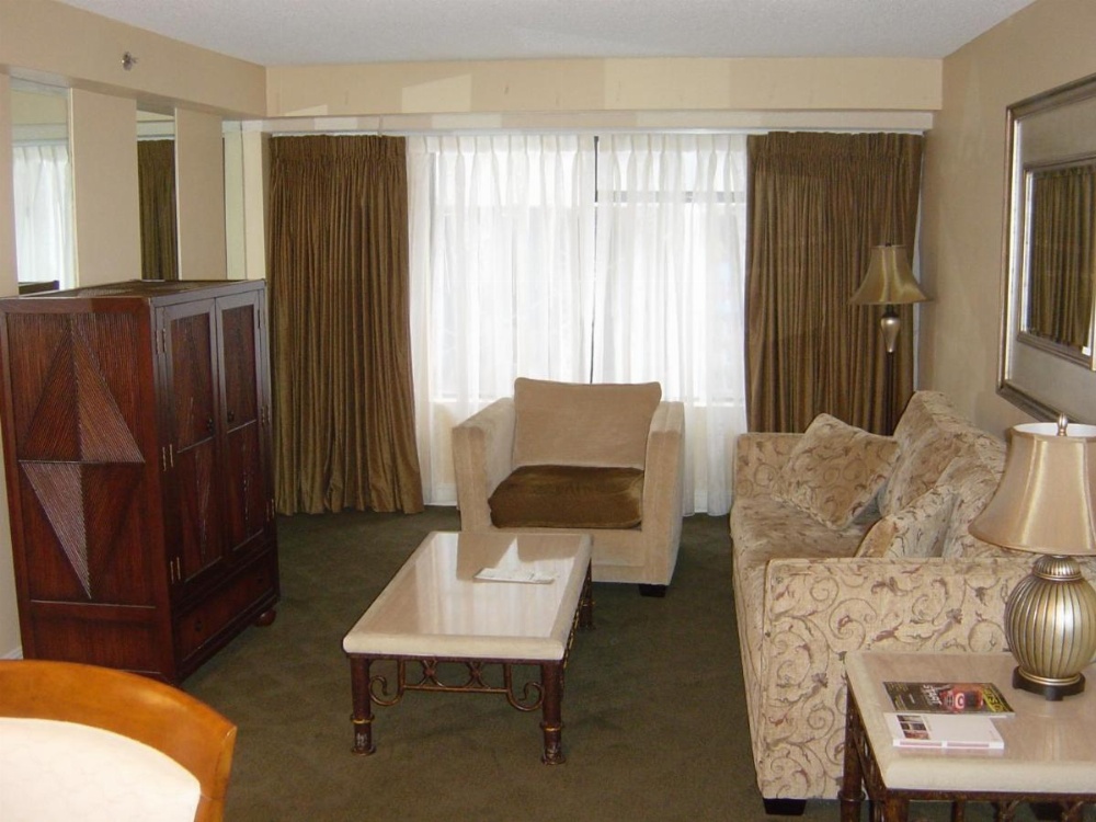 Jockey Resort Suites Center Strip Image 24