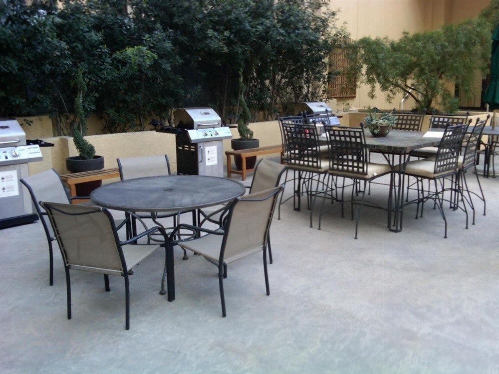 Jockey Resort Suites Center Strip Image 25
